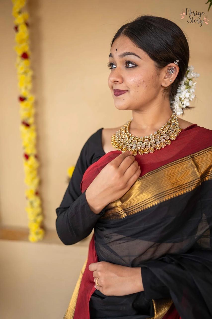 Black Cotton Soft Handloom Saree with Blouse Piece – Classic Comfort, Woven by Hand