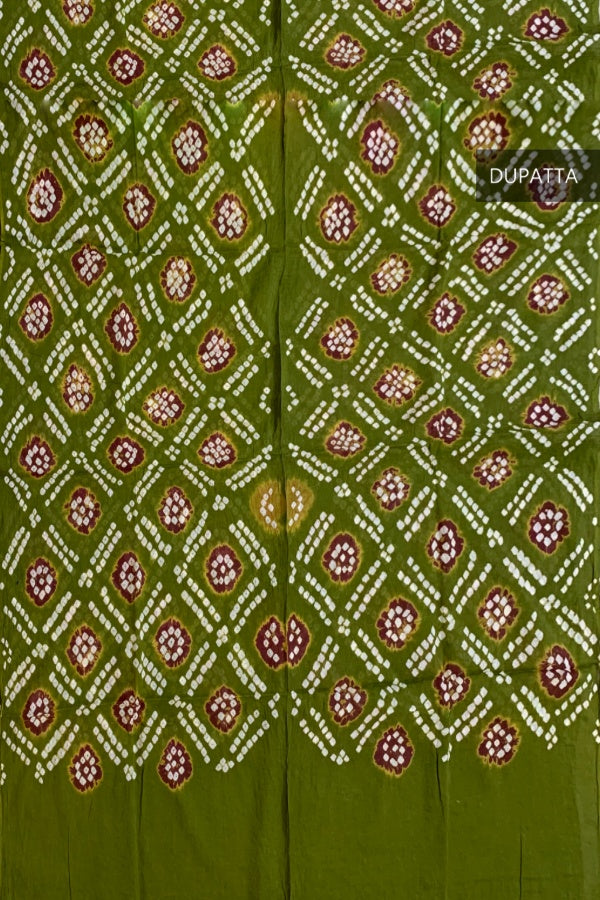 Olive Green Cotton Bandhani Dupatta – A Timeless Tie-Dye Tradition in Pure Cotton
