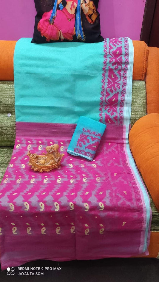 SAMVITA Sea Green Bengal Handloom Resham Jamdani Saree with Blouse Piece – A Masterpiece of Grace & Craft