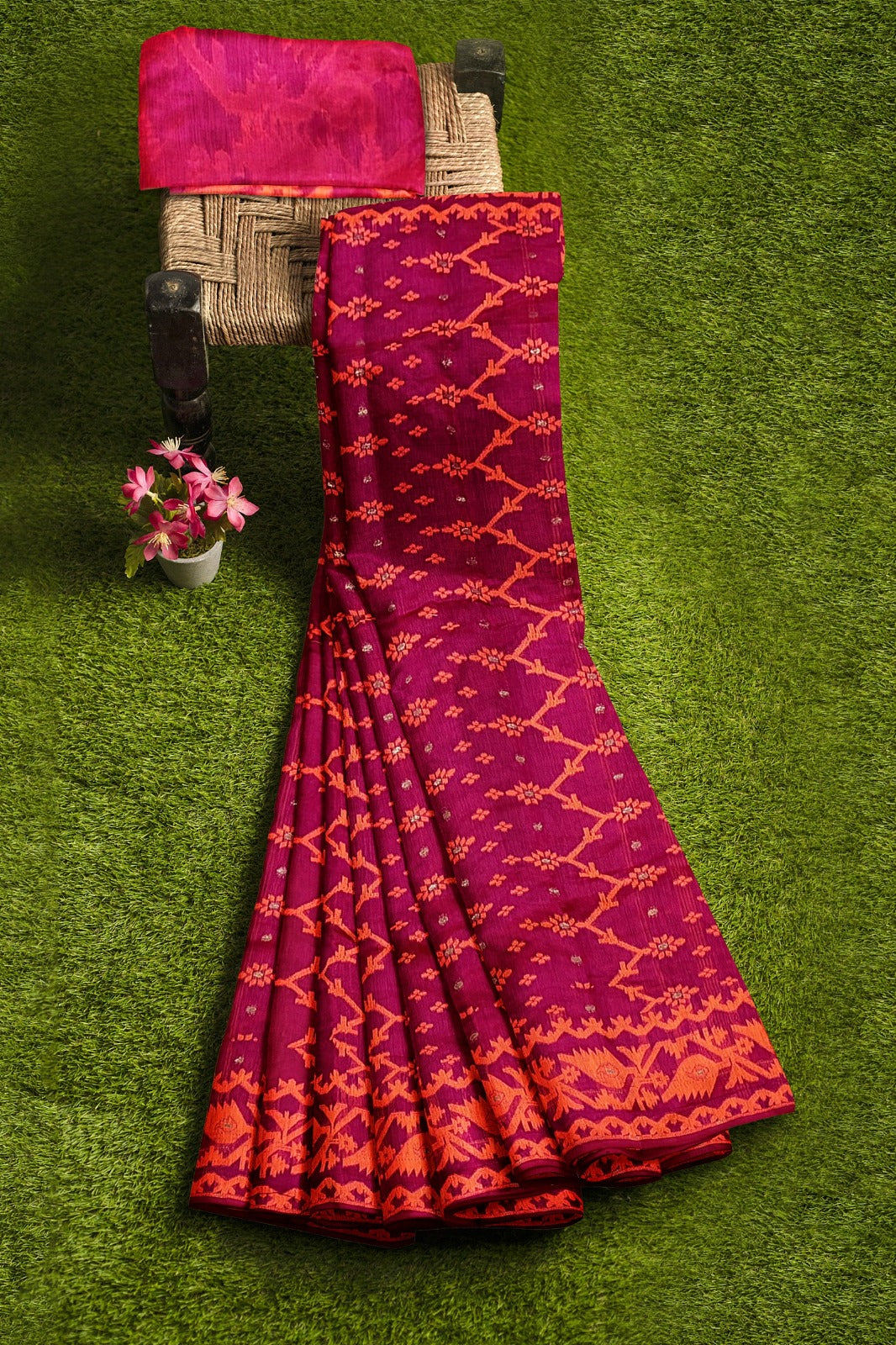 SAMVITA Pink Bengal Handloom Resham Jamdani Saree with Blouse Piece