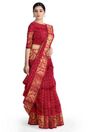 Magenta Soft Saree With Blouse Piece - Elegance in Handloom Weave