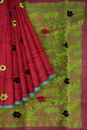 SAMVITA Red Embroidered Handloom Saree With Jamdani Pallu