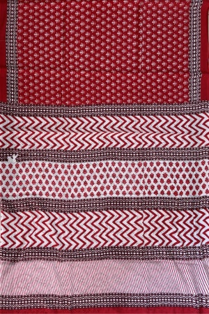 Red Cotton Mulmul Saree with Blouse Piece – Earthy Elegance in a Feather-Light Drape