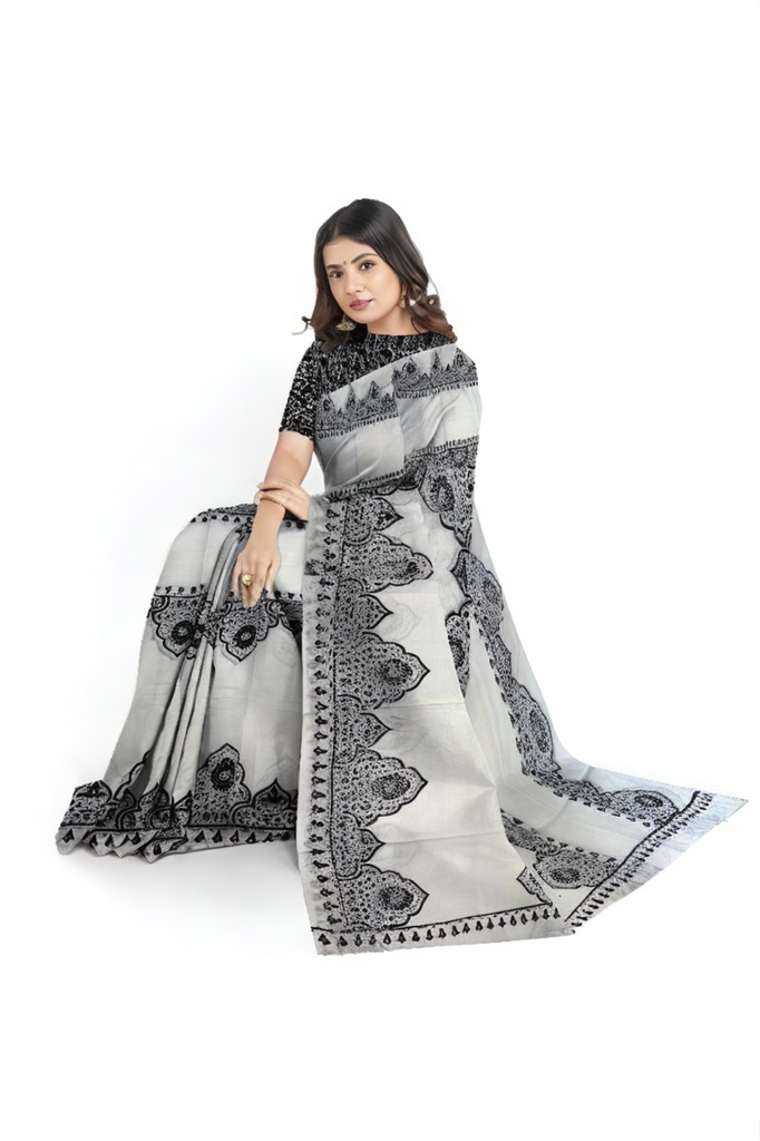 White Cotton Mulmul Saree with Blouse Piece – Earthy Elegance in a Feather-Light Drape
